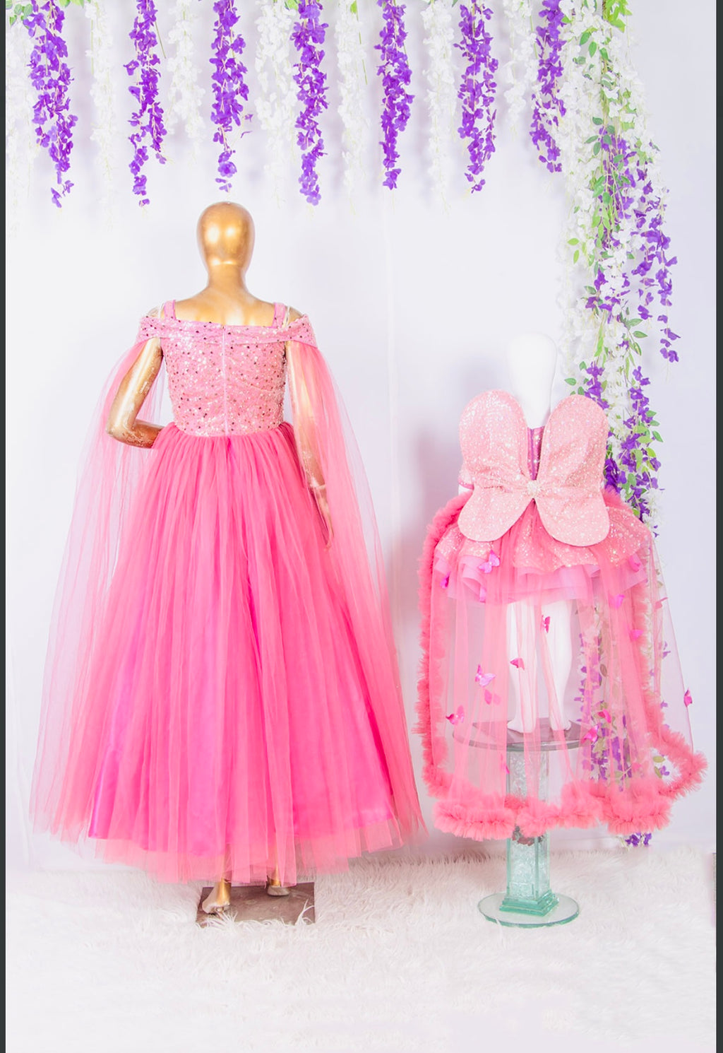 Mother and daughter set